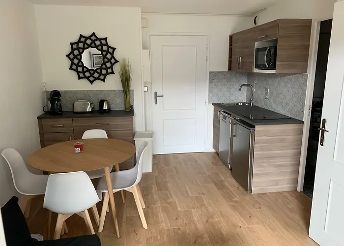 Front De 11 - Jardin - Thalasso דירה *